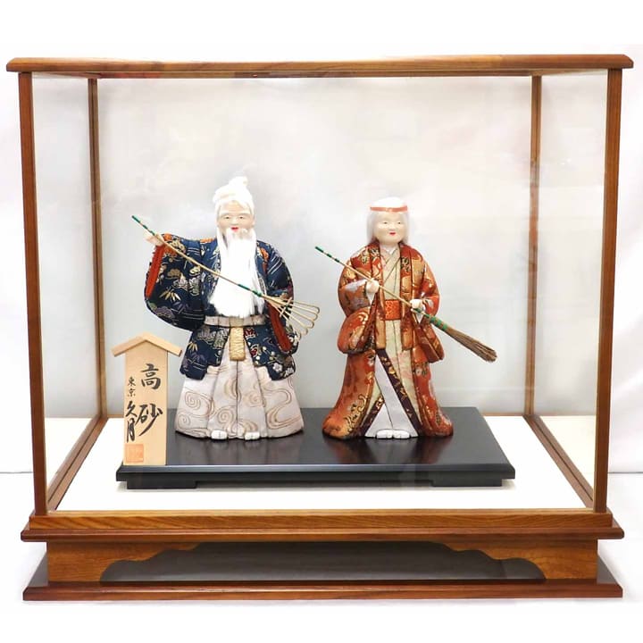 Takasago (elderly couple dolls) in a display case (with drawn eyes)AG300_1