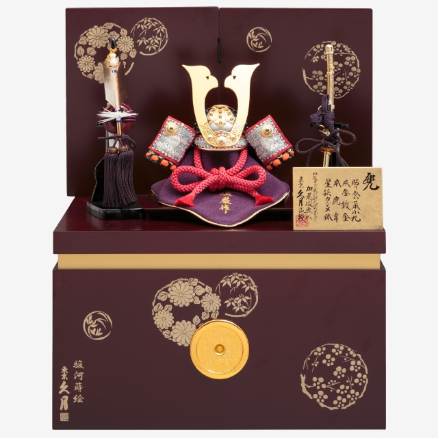 五月人形 | 雛人形（ひな人形）、五月人形、羽子板、破魔弓は人形の久月